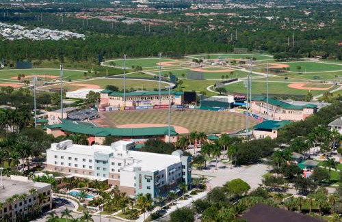 Town Center Hotel | Courtyard by Marriott Palm Beach Jupiter