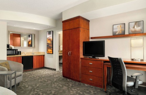 Salisbury Hotel | Courtyard by Marriott Salisbury