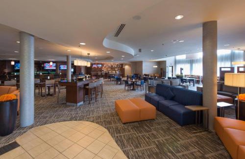 North Canton Hotel | Courtyard by Marriott Canton