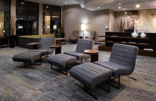 High Point Hotel | Courtyard High Point