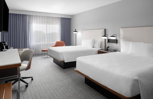 Oldsmar Hotel | Courtyard Oldsmar