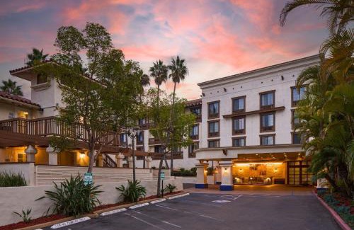 Old Town Hotel | Courtyard San Diego Old Town