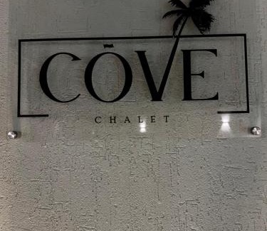 Al-Hofuf Ski Chalet | Cove Chalet 1شاليه كوڤ