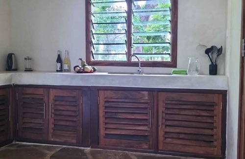 Shimoni House | Cove House House 60 m2 Creekside Indian Ocean