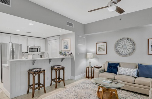 Baytowne Wharf Condo | Coveted Lasata 1BR Condo at Sandestin Golf and Beach Resort!