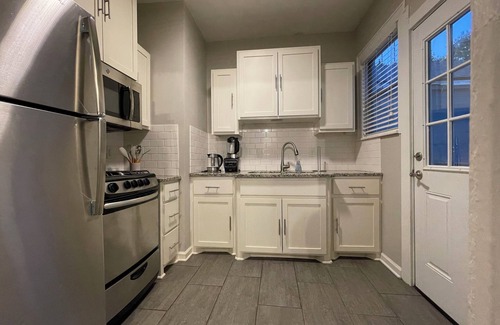 Broadmoor Apartment | Cozy 1-bedroom apartment B in charming Broadmoor with Wi-Fi, laundry on site.