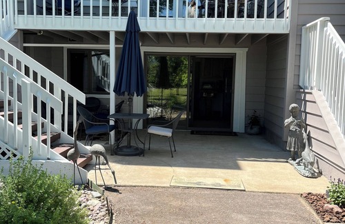 Bigfork Apartment | Cozy 1-bedroom apartment in tranquil Bigfork with WiFi