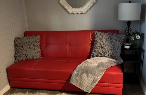 Riverside Heights Apartment | Cozy 1 bedroom guesthouse apartment near downtown & riverwalk