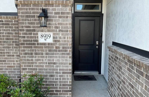 Clodine House | Cozy 1-bedroom house with fitness room, WiFi in welcoming Richmond