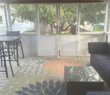 Hershey House | Cozy 1 BR Retreat within walking distance to all the Hershey Attractions