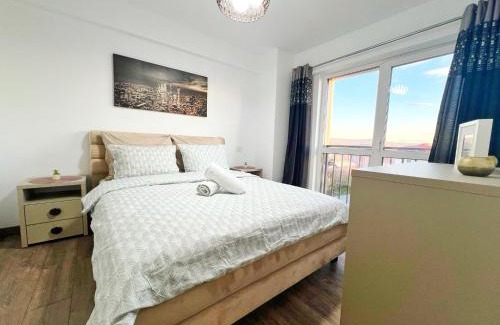 Iasi Apartment | Cozy 2 Bedrooms Apt with Balcony - Near Hospitals