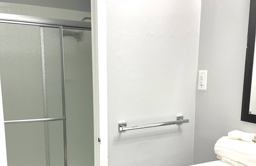 Cherry Hill Condo | Cozy 2BR Condo w/Amazing Views