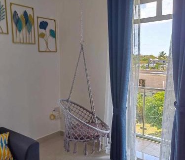 Grand-Baie Apartment | Cozy 2BR Getaway - Stylish Stay in Grand Baie