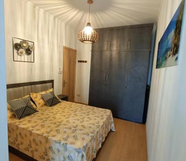 Grand-Baie Apartment | Cozy 2BR Getaway - Stylish Stay in Grand Baie