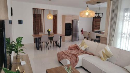 Flic-en-Flac Apartment | Cozy 2BR Retreat Flic en Flac