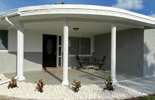 New Port Richey House | Cozy 3-bed home close to beautiful beaches.