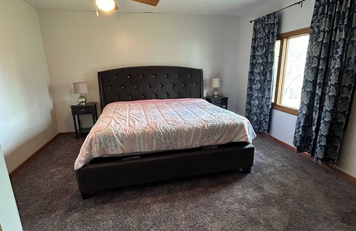 Clive House | Cozy 3-bedroom Dreamway Oasis