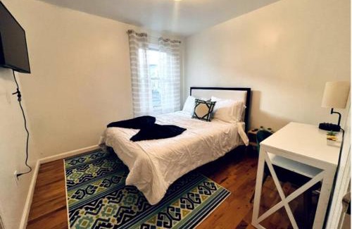 Weequahic Apartment | Cozy 3BR Stay, EZ Access to NYC