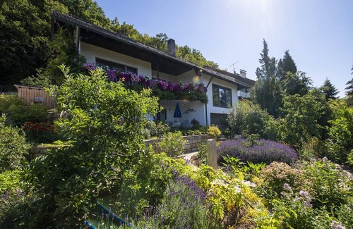Edeldorf Apartment | Cozy 4-star vacation apartment (56 m2) with large terrace