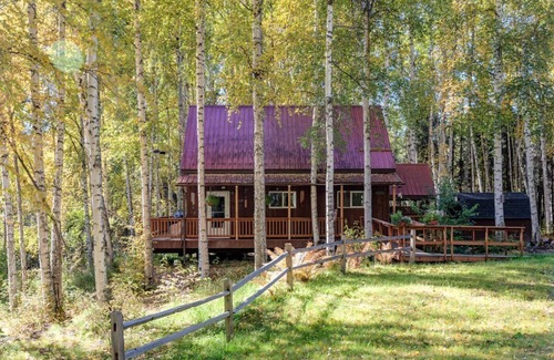 Fairbanks Cottage | Cozy Alaskan Cottage