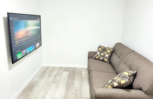 Calgary Apartment | Cozy and Accessible 2 bedroom Suite Calgary