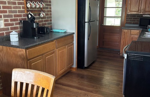 Orrtanna Other | Cozy and Clean Farmhouse in Mountains near Gettysburg. No extra cleaning fees!