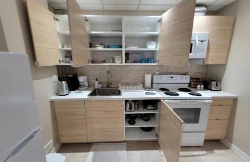 Richmond Hill Apartment | Cozy and comfy Studio Apartment