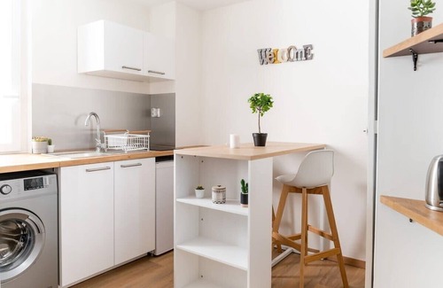 Villette Gare Apartment | Cozy and Elegant Studio – Bellecombe District, Lyon 6th