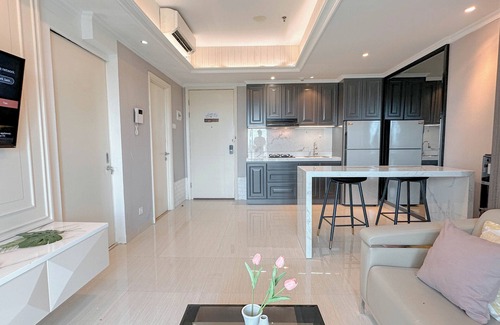 Surabaya Apartment | Cozy And Spacious 1Br At Grand Sungkono Lagoon Apartment