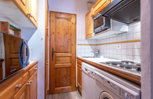 Le Cret Apartment | Cozy and Well-Equipped Apartment with Garage and Wi-Fi in a Quiet Area