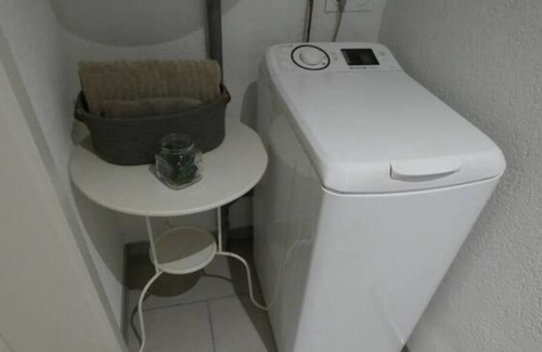 Illkirch-Graffenstaden Apartment | Cozy apartment in a quiet house and free parking