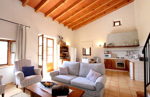 Felanitx Villa | Cozy apartment for 5 people with a wonderful garden near Felanitx