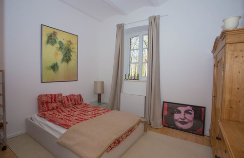 Rhein-Erft-Kreis District Other | Cozy apartment in 16th century castle 20 minutes from Cologne