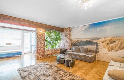 Dziaki Lesne Apartment | Cozy Apartment In Gdynia With Wifi
