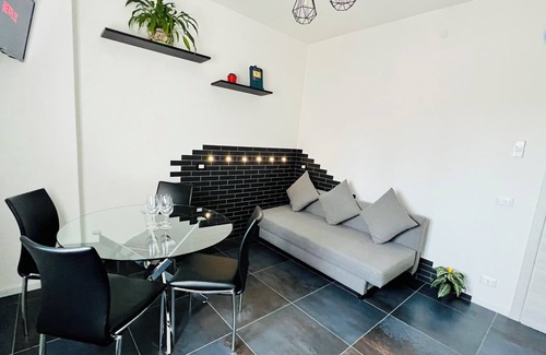 Sud-Est Apartment | Cozy Apartment in Verona n10-minute walk from the station n2 km from the Arena