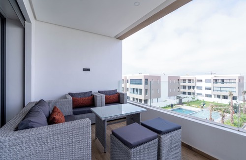 Dar Bouazza Apartment | Cozy Apartment with Pool in a Secure Residence