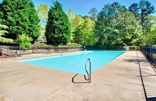 Fayetteville Apartment | Cozy basement apartment