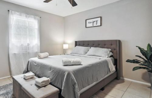 Ballast Point Apartment | Cozy Bayshore - A Home Away From Home!