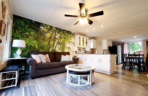 Turkey Point Cottage | Cozy Beach Family Cottage 🏖 2min→beach @ Bamboo Chalet ~ Lake Erie 🇨🇦 n