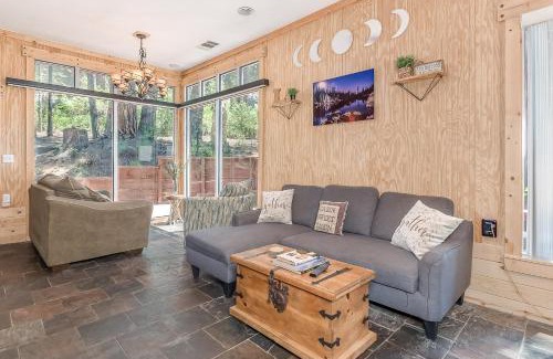 Arnold House | Cozy Bear Cabin