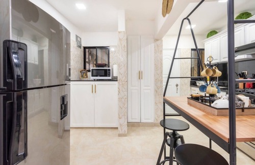 Antillas House | Cozy & Beautiful City Center House with JACUZZI in Santo Domingo