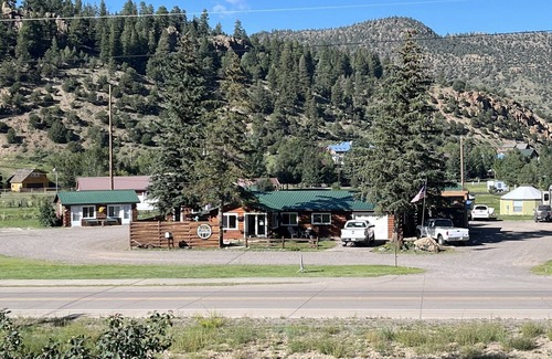 South Fork Cabin | Cozy cabin #4 in mountains near Rio Grande River