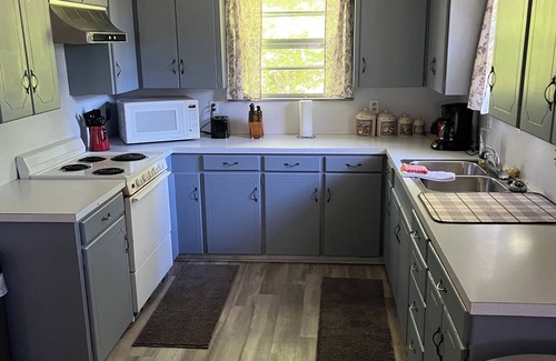 Board Camp House | Cozy cabin for 2!