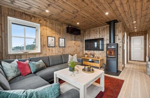 Gran House | Cozy Cabin Retreat in Lygna Jaren, Norway - Private Entrance BBQ Area