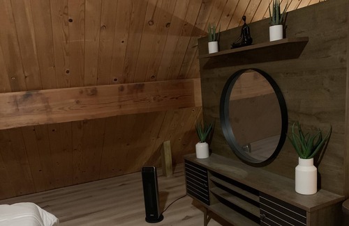 Payson Cabin | Cozy Cabin with Hot Tub