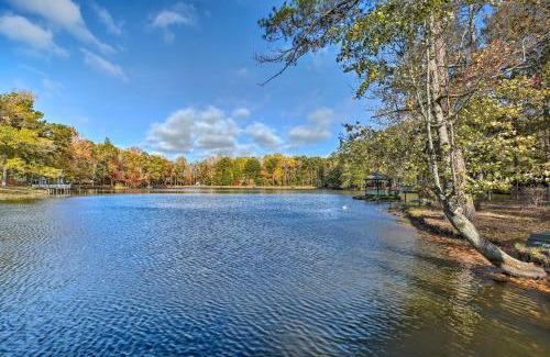 Pine Mountain House | Cozy Caymus Cabin about 3 Miles to Callaway Gardens!