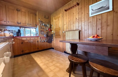 Liddes House | Cozy chalet, Alps view, fireplace & large terrace