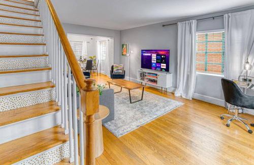 Dilworth House | Cozy & Charming Home, Minutes to Everything!