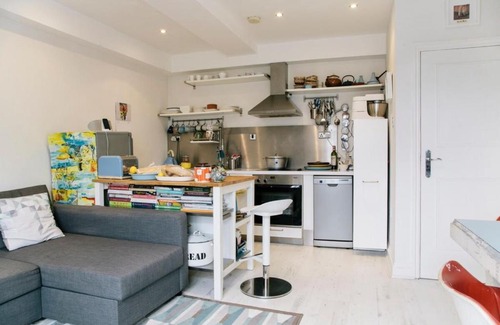 Ferndale Apartment | Cozy Chic 1-Bed Brixton pad