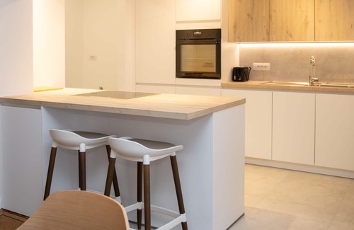 Guillemins Apartment | Cozy City Apartment in Liege